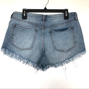 We The Free Shorts - We The Free Cutoff Denim Shorts We The Free Shorts - We The Free Cutoff Denim Shorts